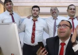 כח השמחה • הזמר אלעד כהן בסניגל-קליפ ייחודי על דברי הבעש"ט